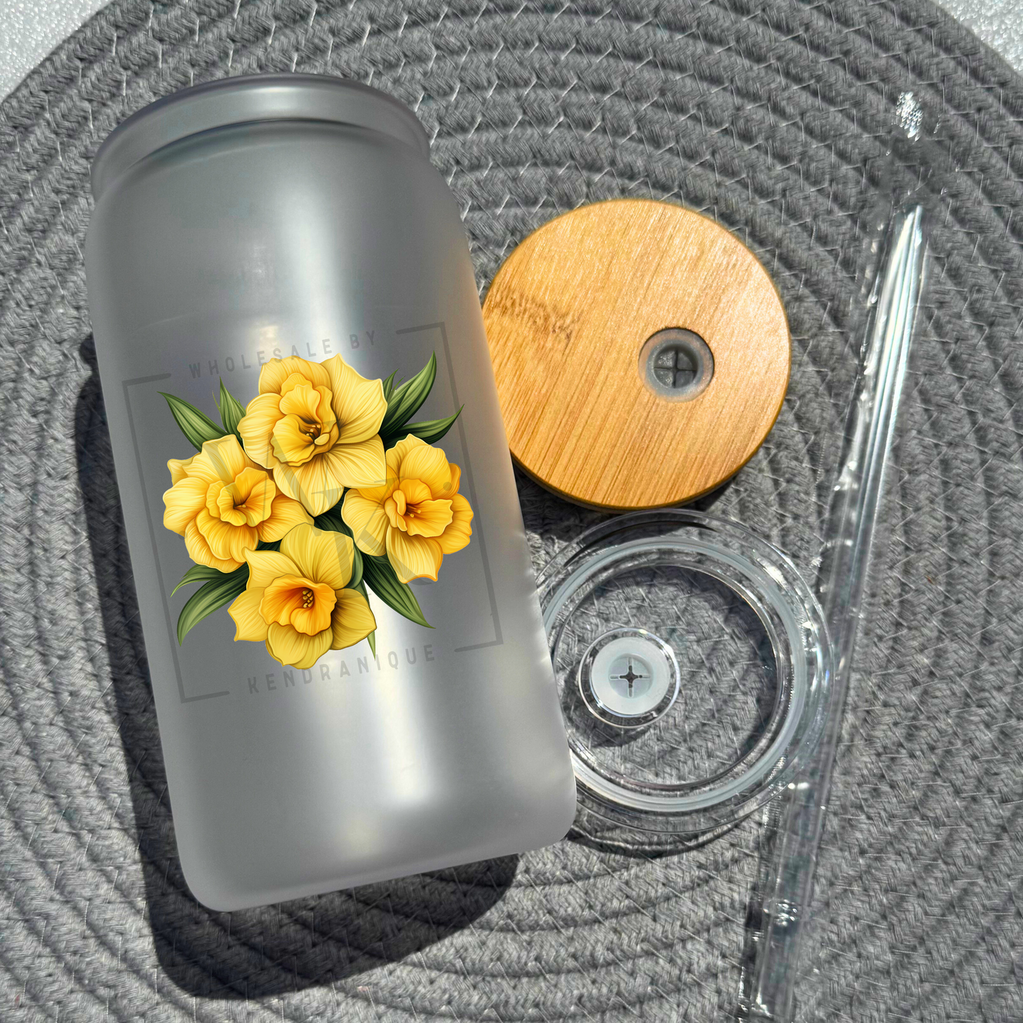 16 oz glass can with bamboo lid and straw-Daffodil (UV171)