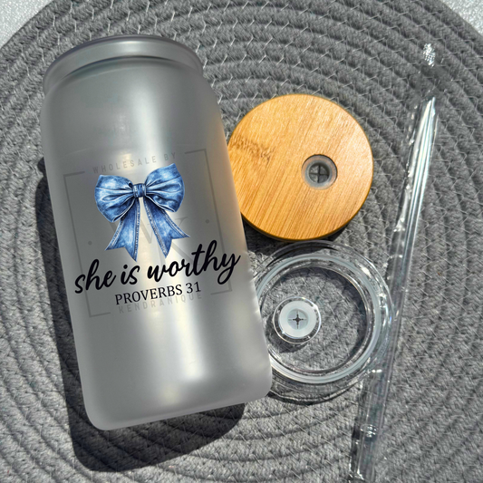 16 oz glass can with bamboo lid and straw-Denim bow, she is worthy (UV196)