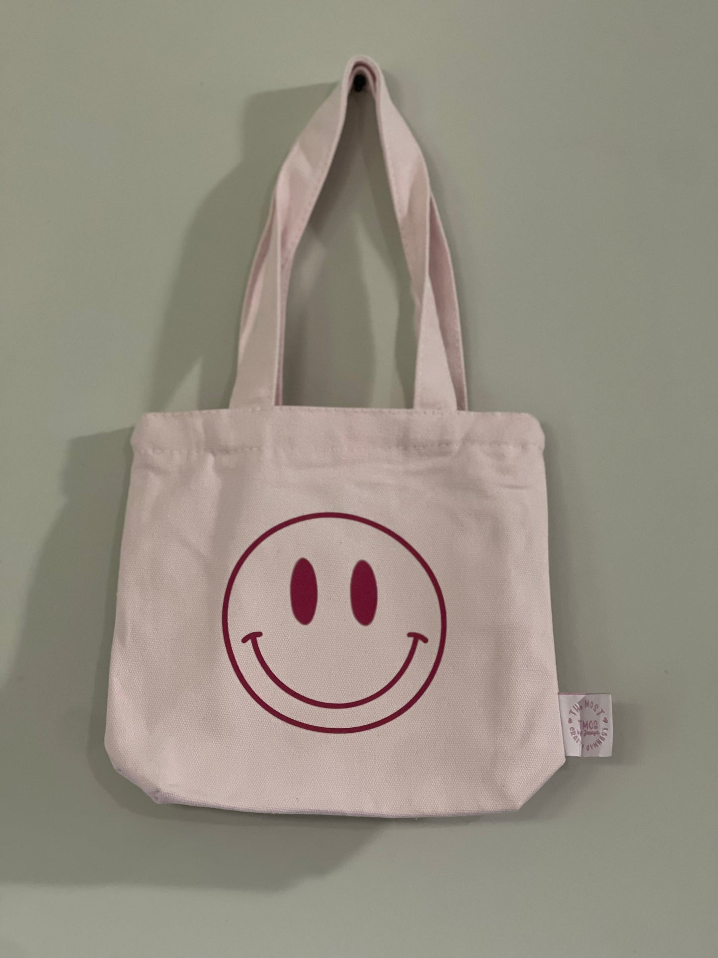 8x7x2 inch happy face pink tote