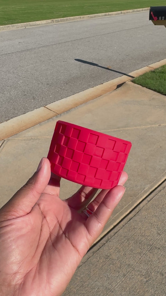 Silicone (Checkered Red) tumbler boot for popular 40 oz tumblers and glass cans