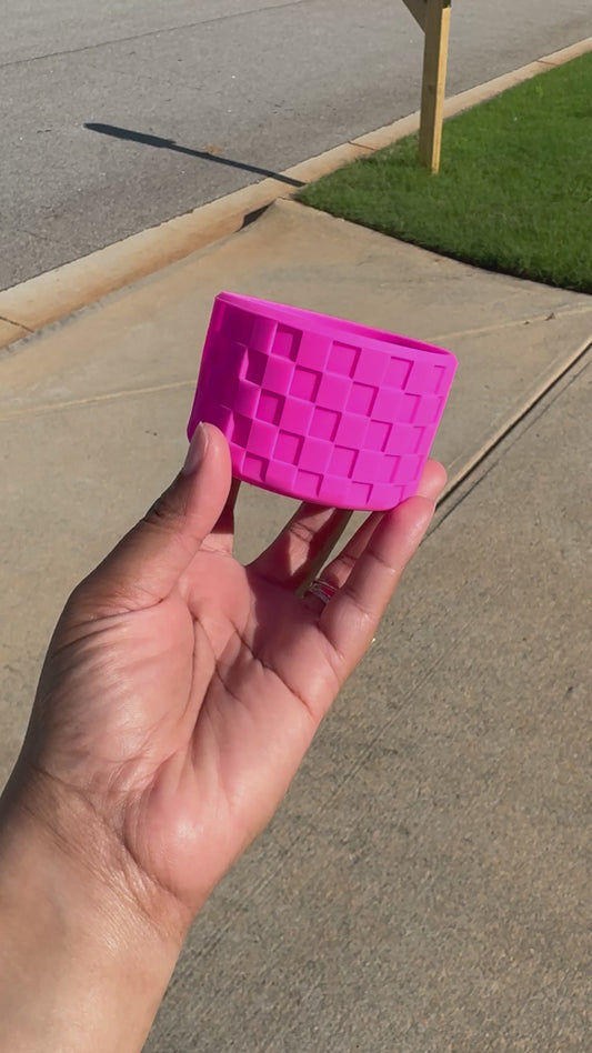 Silicone (Checkered Hot pink) tumbler boot for popular 40 oz tumblers and glass cans